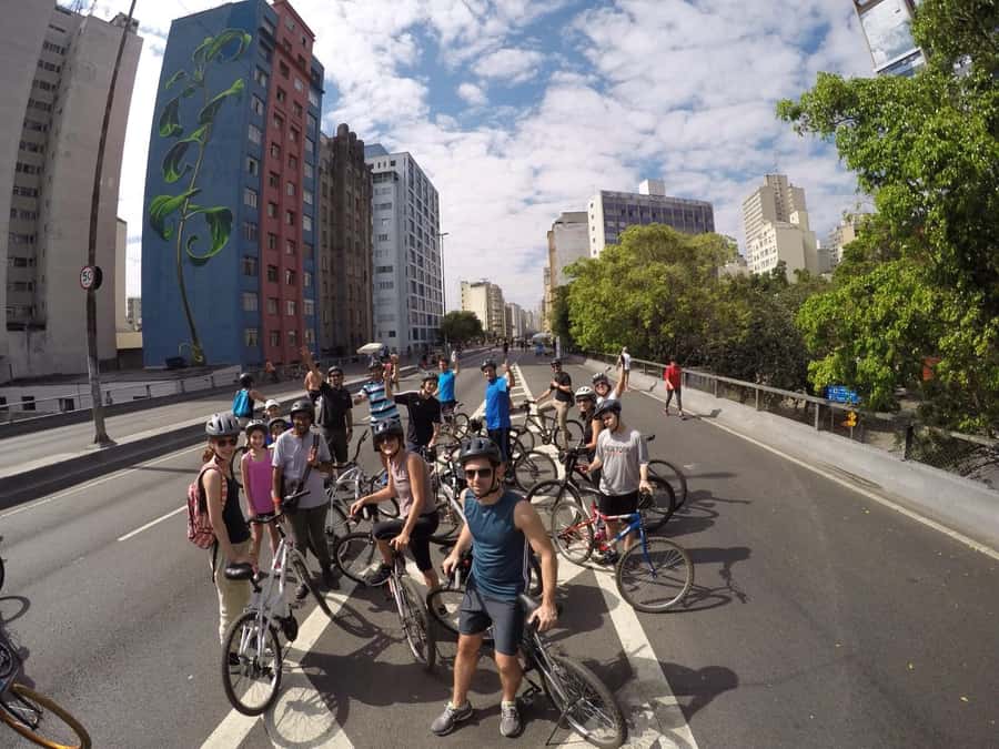 São Paulo: Downtown Historical Bike Tour - Key points at a glance