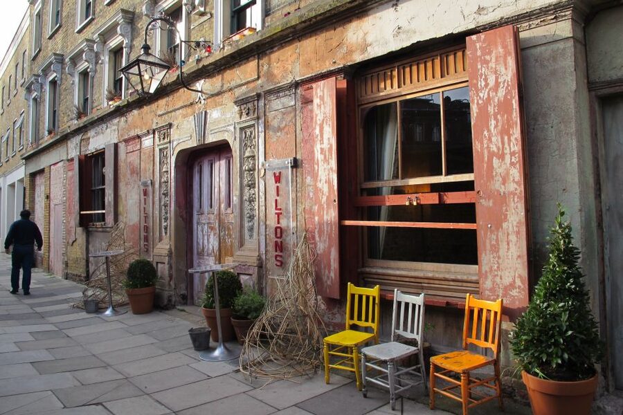 Secret London Tour by Bike - What the $60 price really buys you