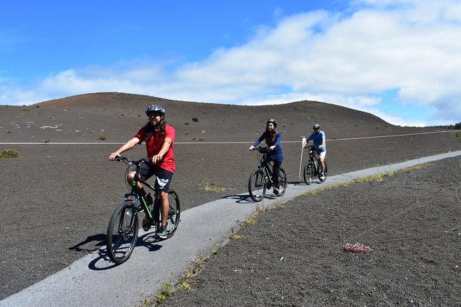 Self-Guided GPS Audio E-Bike Tour Hawaii Volcanoes National Park - Keanakakoi Crater Overlook and the best bike-only views