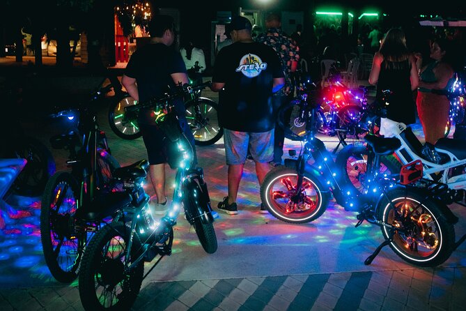 Semi-Private Christmas Edition Twilight Glow E-Bike Oranjestad - Eagle Beach sets the tone