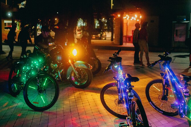 Semi-Private Christmas Edition Twilight Glow E-Bike Oranjestad - Choosing the right departure time