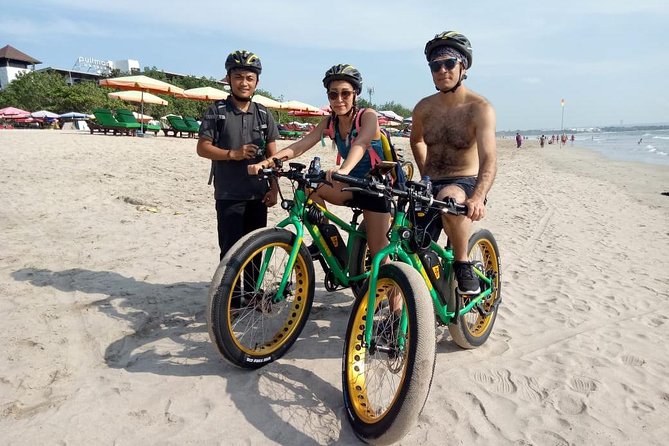 Seminyak Beach eBike Private Tour - A half-hour at the Seminyak Flea Market