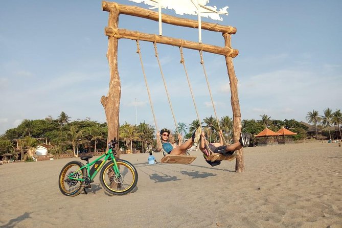 Seminyak Beach eBike Private Tour - Petitenget Beach, two temples, and pork satay