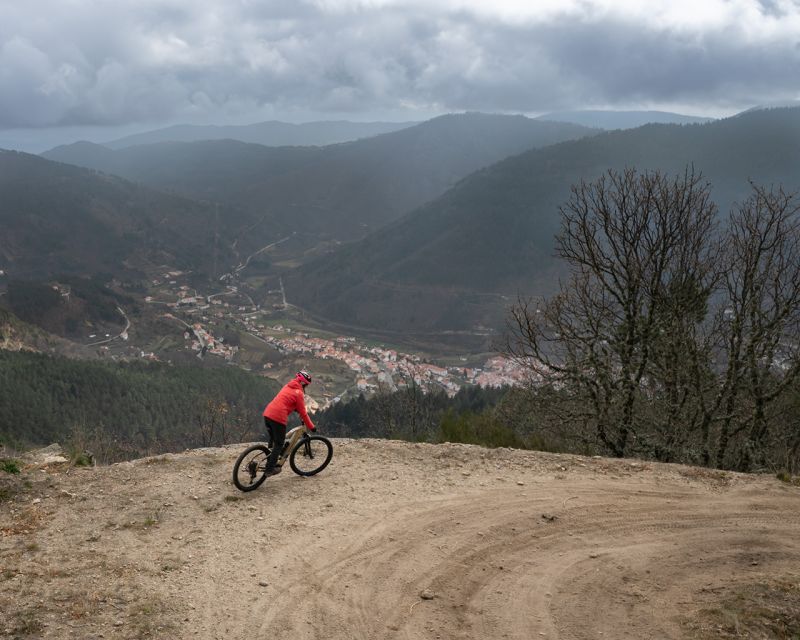 Serra da Estrela: Private E-Bike Tour with Observatory - Forest roads, mountain houses, and views of Manteigas