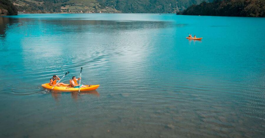 Sete Cidades: Kayaking and Biking Adventure - Starting beside Lagoa das Sete Cidades