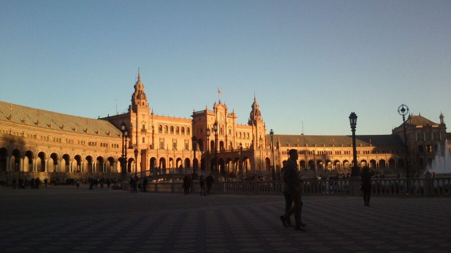 Seville: 2.5-Hour Evening Electric Bike Tour - The Golden Tower and a wider city view