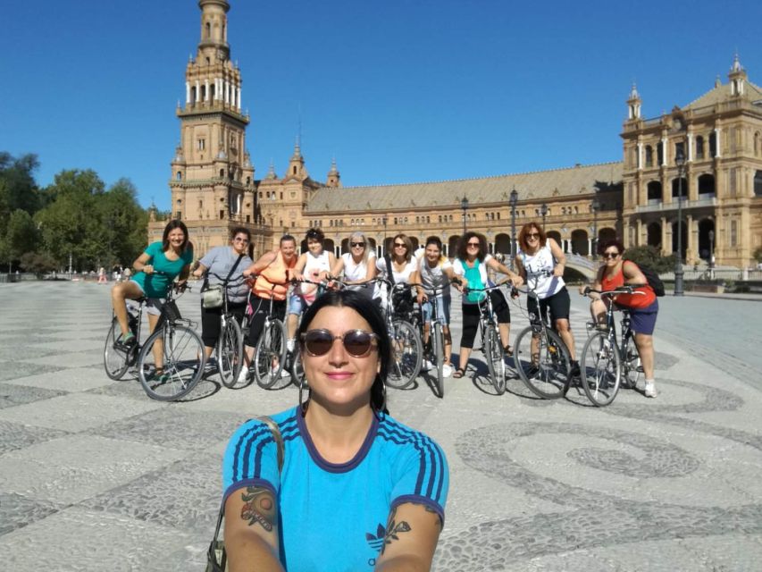 Seville: Bike Rental - What the service feels like at pickup