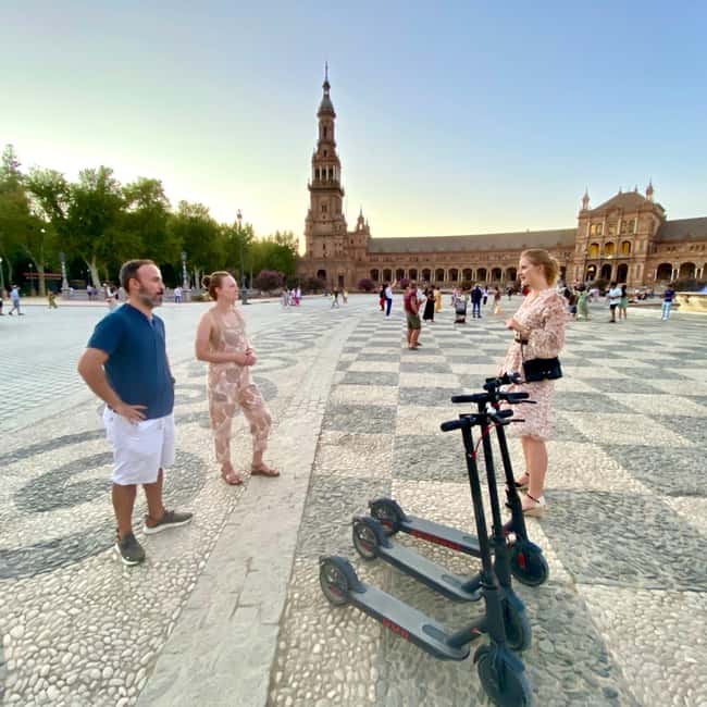 Seville: Electric Stand-Bike Tour - The guides make the difference