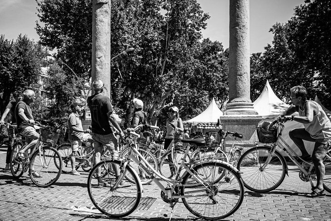 Seville Highlights Bike Tour (English) - Churches, university grounds, and San Telmo