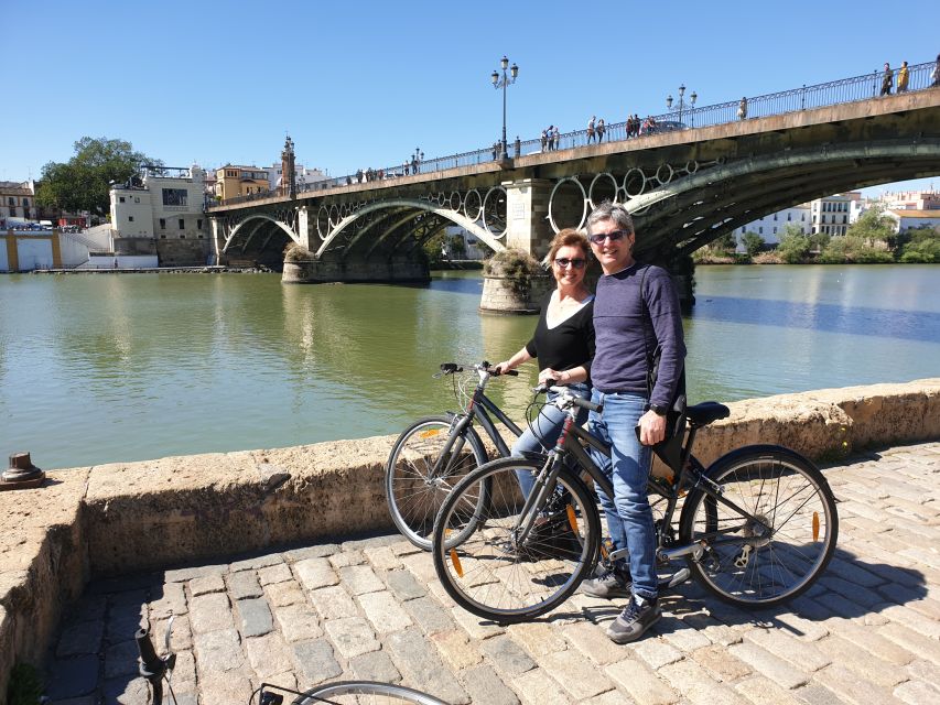 Seville: Highlights Bike Tour with Local Guide - Puente de Isabel II and the Torre del Oro