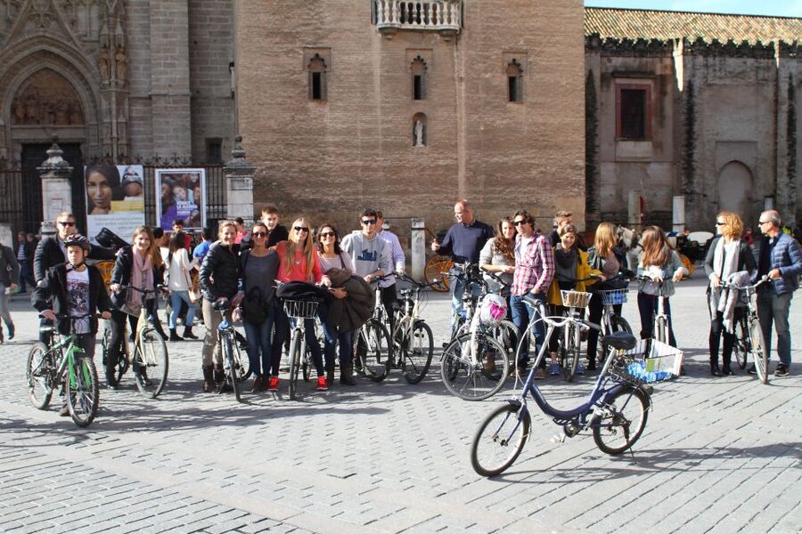 Seville: Historic Center Bike Tour - Key points at a glance