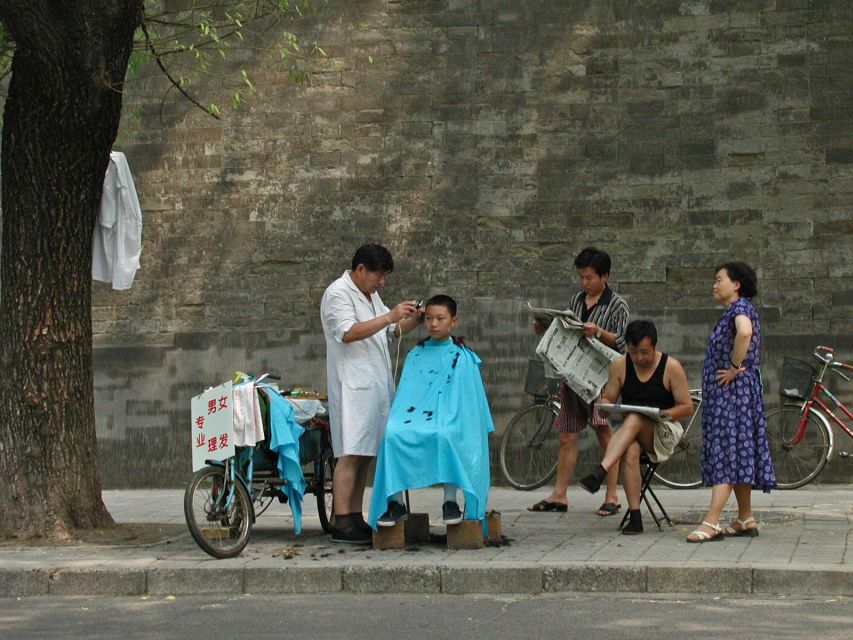 Shanghai: Full Day Classic Bike Tour With an Authentic Lunch - Starting among the Japanese concession buildings