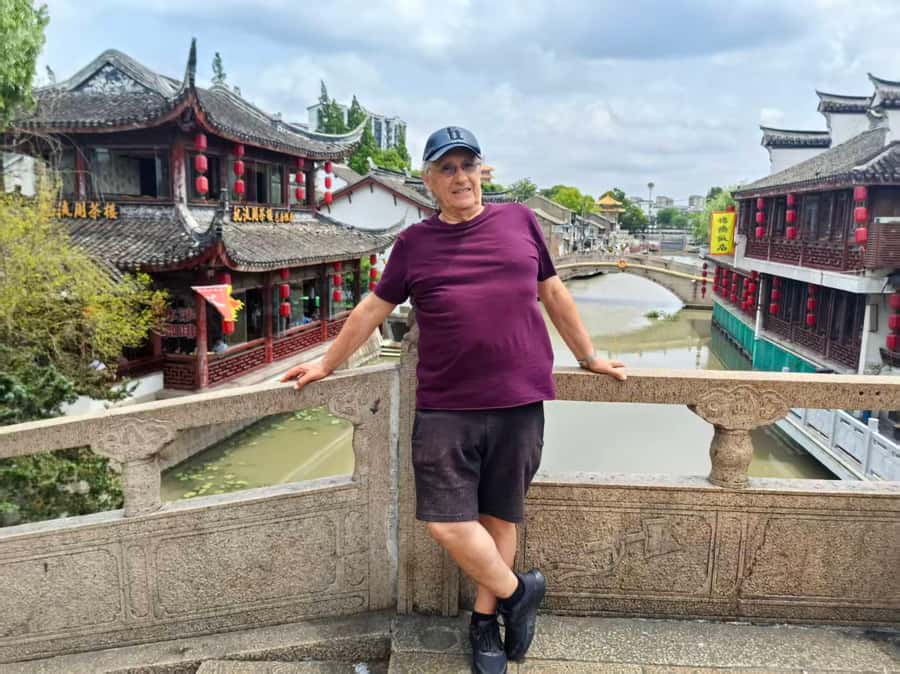Shanghai Must-See and Foodie Test Bike Tour( Day & Night) - What this bike tour does well in four hours