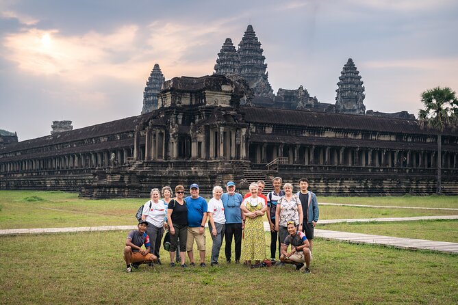 Siem Reap: Angkor Wat Sunrise Bike Tour & Jungle Breakfast - The jungle breakfast is more than a quick snack