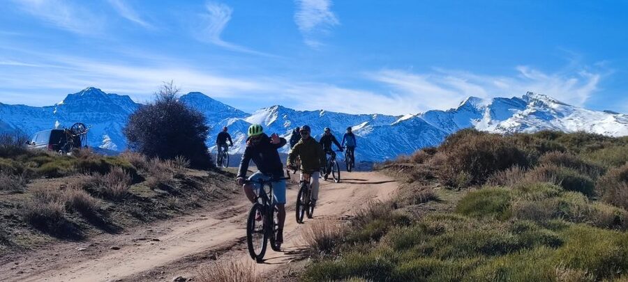 Sierra Nevada Small Group E-Bike Tour - Getting comfortable with the e-bike