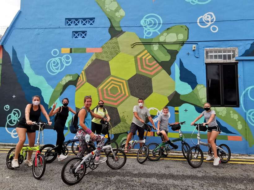 Singapore: Food and Bike Tour: Katong District - Key points at a glance
