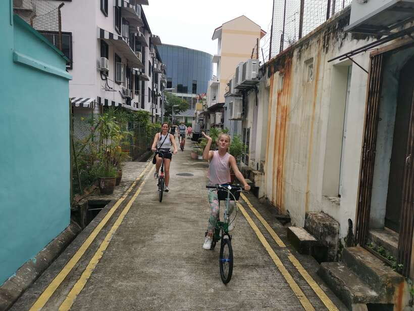 Singapore: Food and Bike Tour: Katong District - Eight tastes that make the ride worthwhile