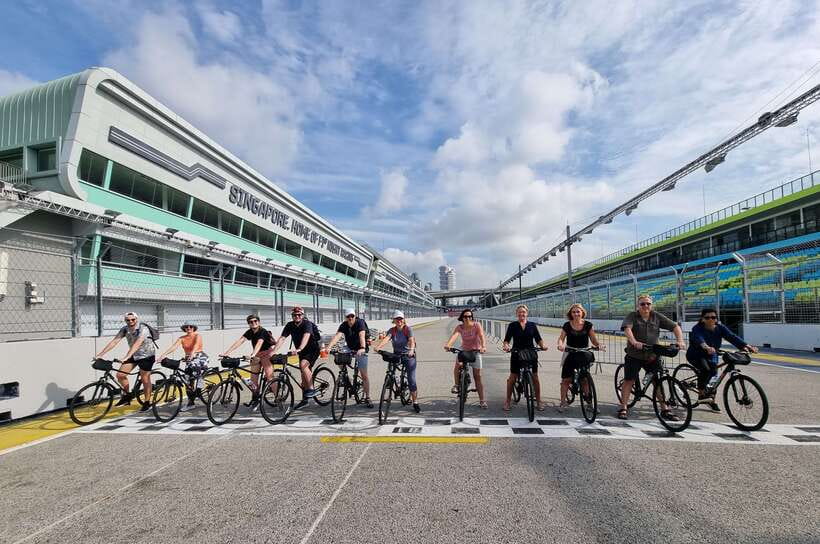 Singapore: Historical Half-Day Bike Tour - Price, timing, and who gets the best value