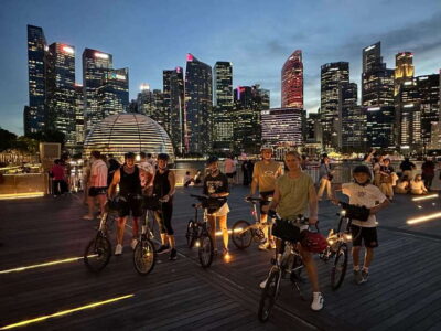 Singapore: Light to Night Bike Tour
