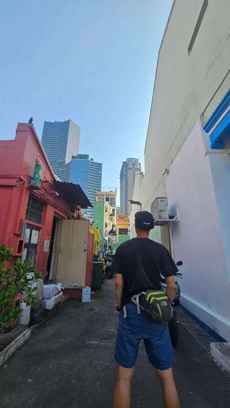 Singapore: Light to Night Bike Tour - Chinatown: a short cultural overview