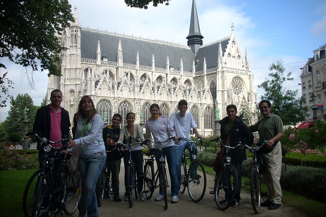 Small-Group Highlights of Brussels Bike Tour - Pace, hills, traffic, and equipment