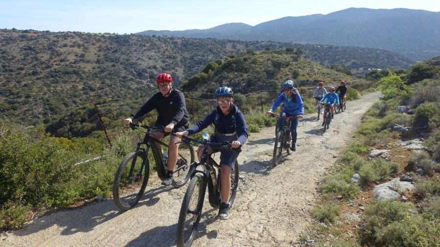 Small Villages and Cretan Nature. E-Bike tour - What to wear and bring
