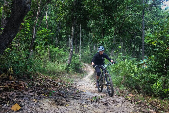 Smoke on the Water Trail Mountain Biking Tour Chiang Mai - Weather, Clothing, And Booking Details