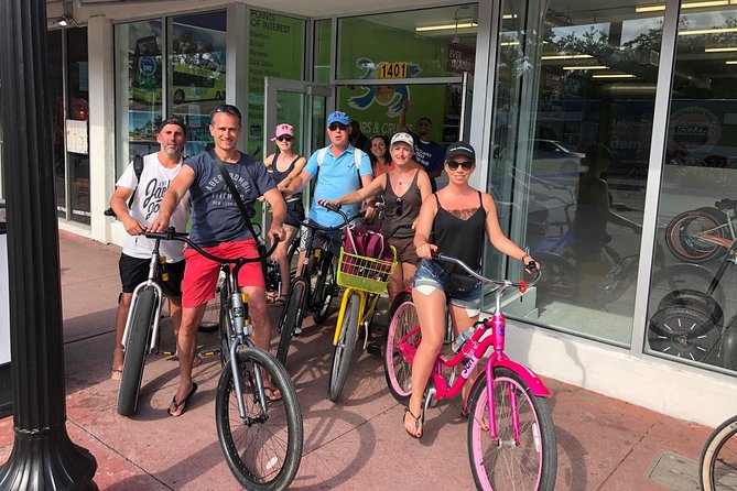 South Beach Bicycle Rental - Why a beach cruiser works well in South Beach