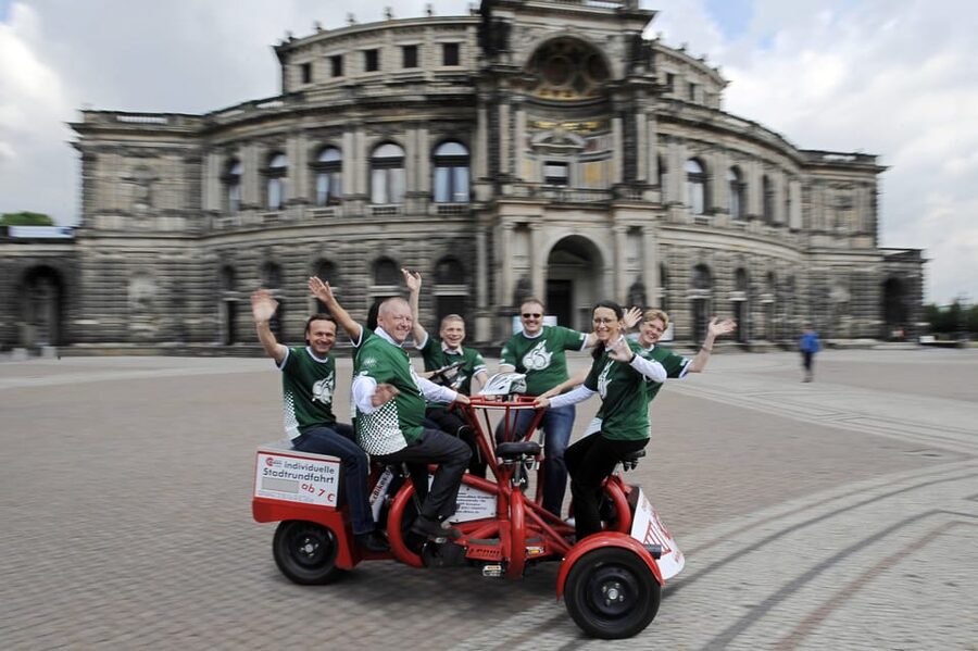 SRF CoBi | City Tour by ConferenceBike - Neumarkt, Kulturpalast, and Altmarkt
