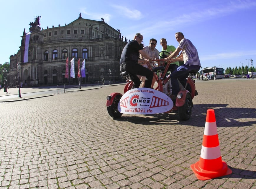SRF CoBi | City Tour by ConferenceBike - Starting at the Albertinum near Neumarkt
