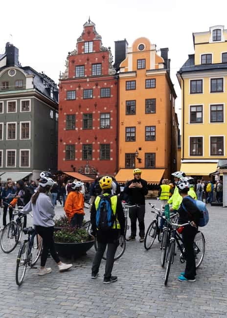 Stockholm: Guided Bike Tour - Gamla Stan and the Royal Palace