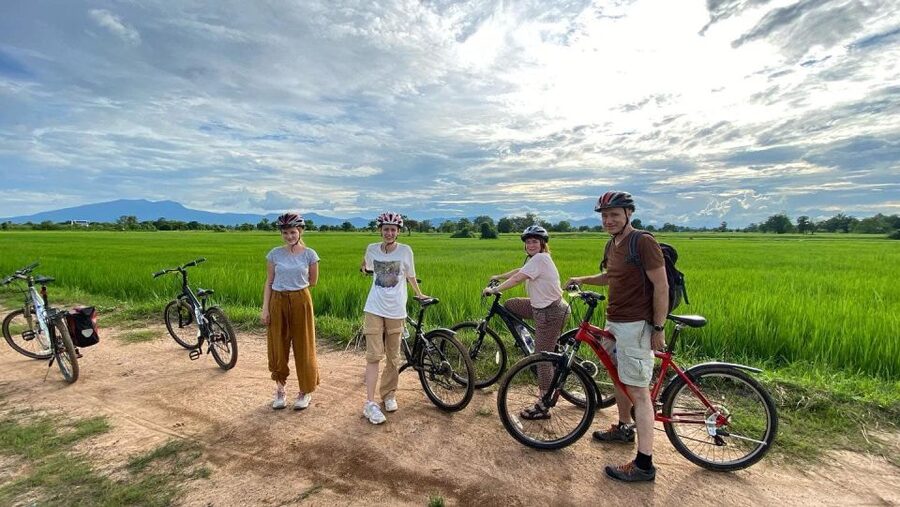 Sukhothai: 2.5-Hours Guided Countryside Sunset Bike Tour - Key things to know before you book