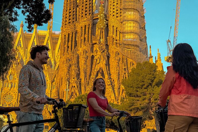 Sunrise Bike Tour: Barcelona Before the Crowds - Key things to know before you book
