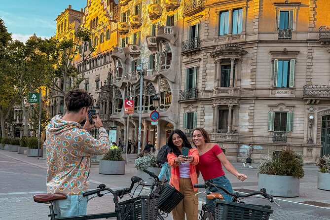 Sunrise Bike Tour: Barcelona Before the Crowds - Casa Milà and Casa Batlló without the usual crush