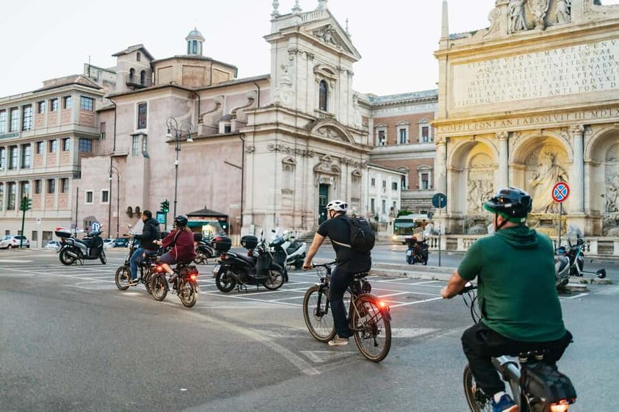 Sunrise in Rome: Small Group E-Bike Tour & Italian breakfast - What $93 buys you in three hours