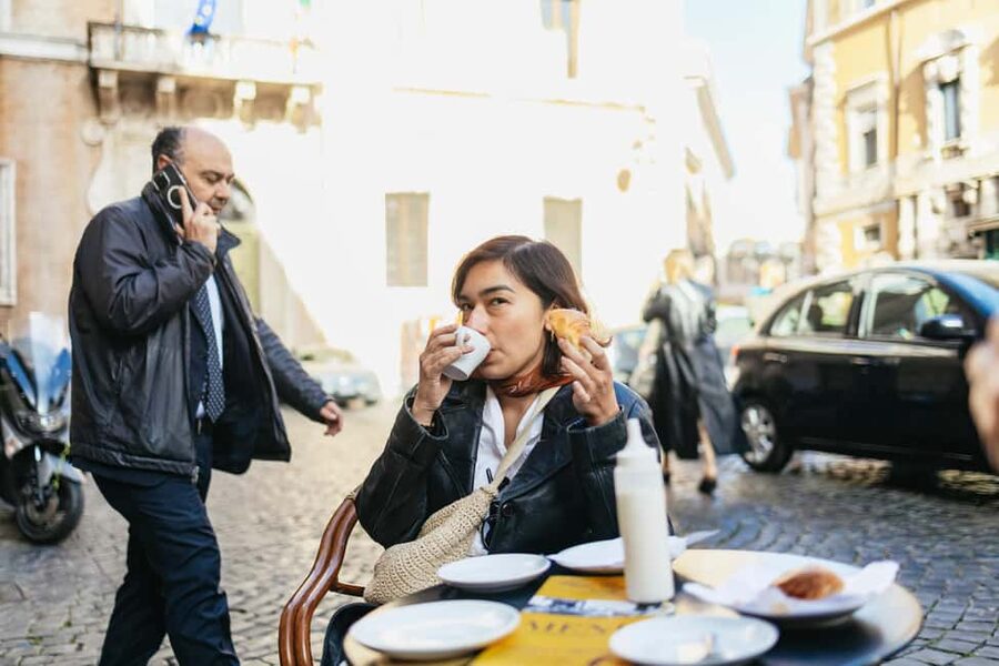 Sunrise in Rome: Small Group E-Bike Tour & Italian breakfast - Campidoglio Hill and Rome in the first light