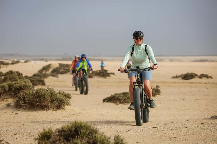 Swakopmund: "UP CLOSE" Living Desert E-FatBike Tour - Who should book this ride