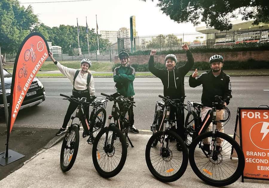 Sydney: Electric Bike Rental & Wheel Explorer Audio Guide - Woolloomooloo, the Coca-Cola sign, and Kings Cross