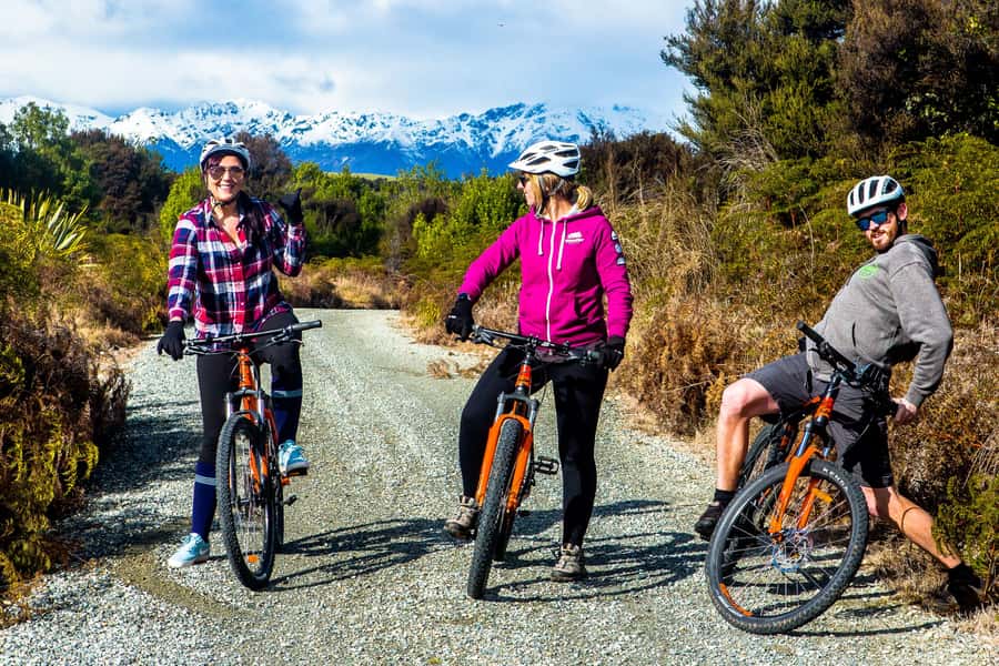 Te Anau: River Jet Boat and Bike Ride Tour with Local Guide - Trading the bus for the Lake2Lake Cycle Trail