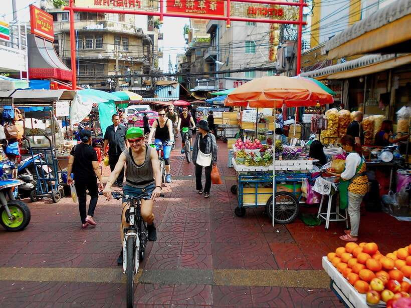 Thai culture and Bangkok local life guided bike tour - Why a bicycle shows you a different Bangkok