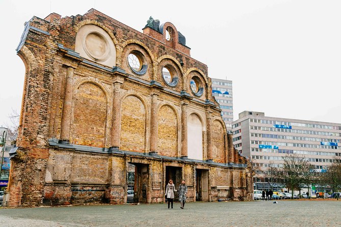 The Beauty of Berlin by Bike: Private Tour - The value of a private guide