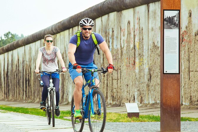 The Beauty of Berlin by Bike: Private Tour - Starting at Rathauspassagen