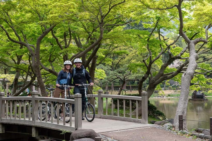 Tokyo: 3h Private E-bike Tours, Starting at Your Hotel - Guide Kazuma and the value of a private group