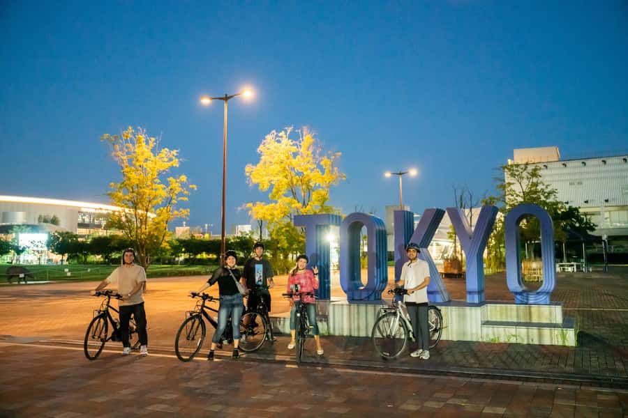 Tokyo Bay Area: Sunset Night View 3h E-bike Guided Bike Tour - Crossing toward Odaiba by e-bike