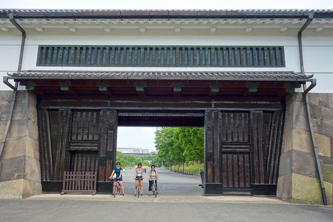 Tokyo Guided Small-Group Biking Tour - Ginza streets and the Imperial Palace moat