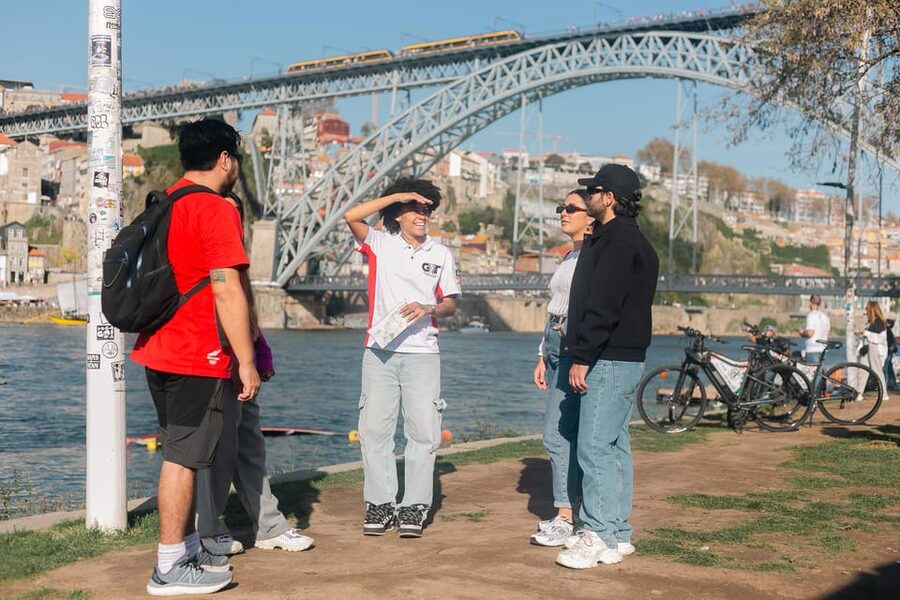 Tour Porto: Adventure in Electric Bike Tour - Crossing toward Gaia or heading out to the ocean