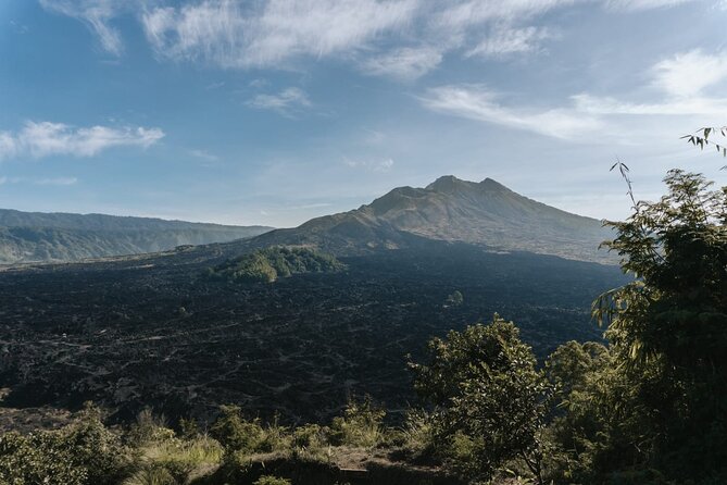 Ubud: Downhill Cycling with Volcano, Rice Terraces and Meal - Starting above Ubud at Mount Batur