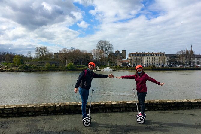 Unusual and ecological ride on a Segway and electric bike in Bayonne - Les Halles and Bayonne’s Food Culture