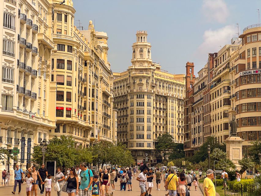 Valencia Bike Tours: City Highlights - The City of Arts and Sciences