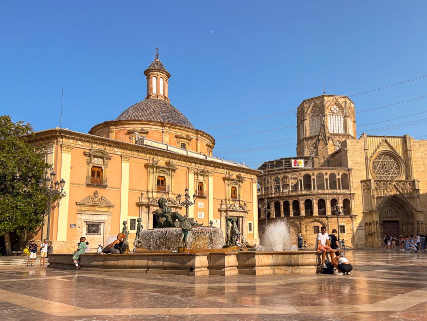 Valencia Bike Tours: City Highlights - The guides and the feel of the group